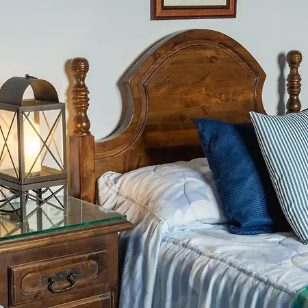 Alojamento de Acomodação e Pequeno-almoço Boutique House Lujopobre
