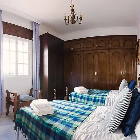 Boutique House Lujopobre Alojamento de Acomodação e Pequeno-almoço *