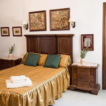 Alojamento de Acomodação e Pequeno-almoço Boutique House Lujopobre *